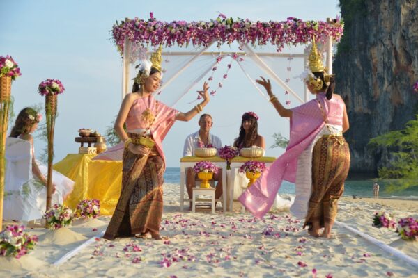 Railay Bay Thai Wedding